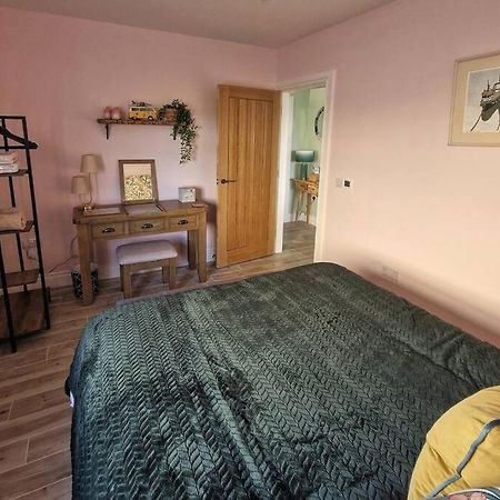 Gleann Ciuin Apartment Ballymartin Bagian luar foto